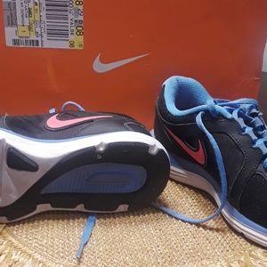 Dual infusion nike